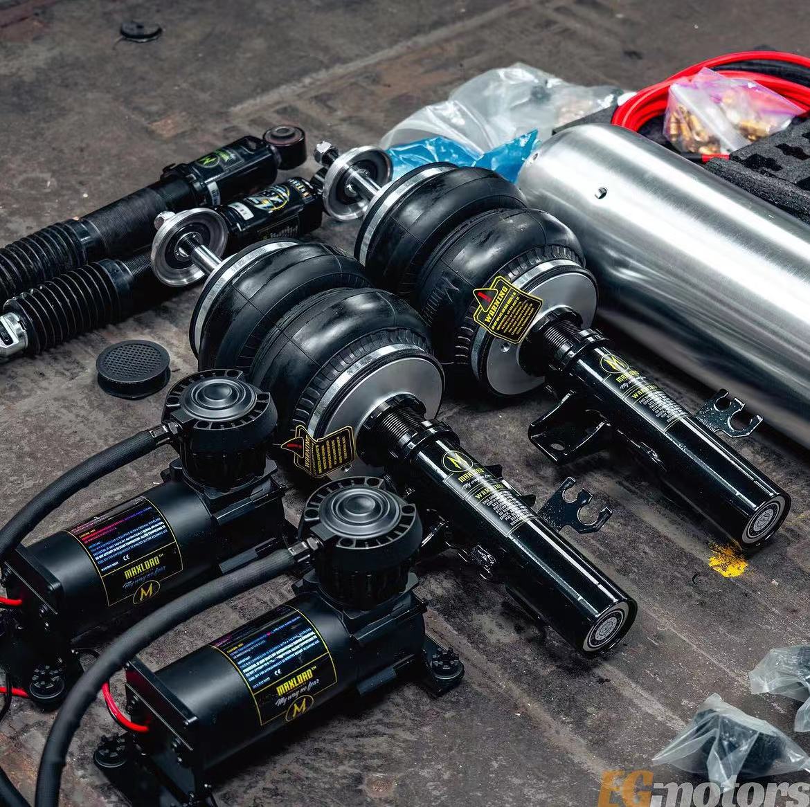 パフォーマンスエアライドサスペンションキットとカスタムエア